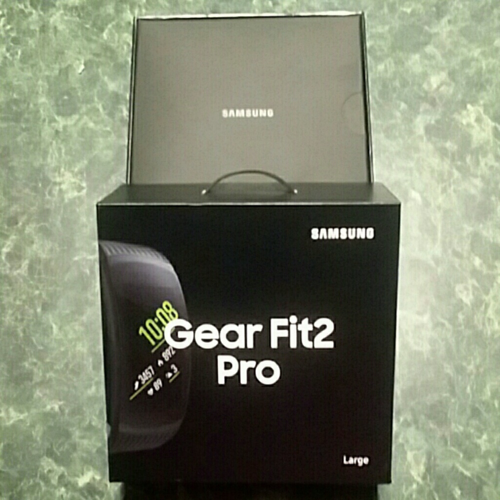 Gear Fit2 Pro Fitness Watch